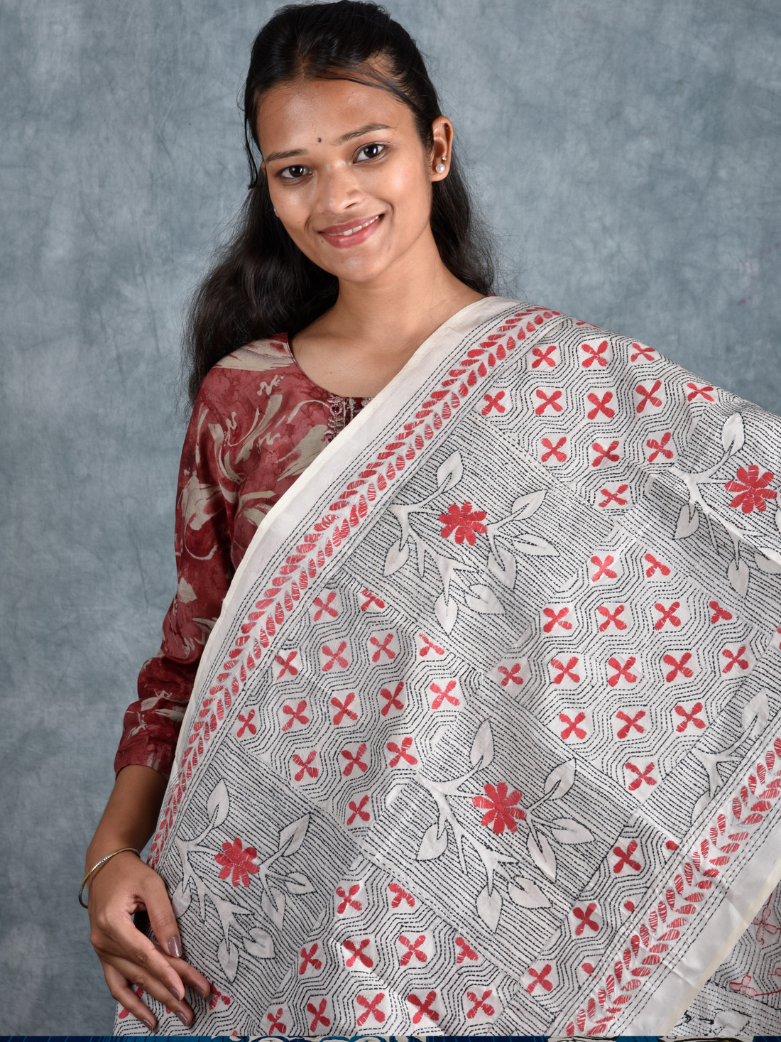 Grey Floral Hand Embroidered Stole Dupatta