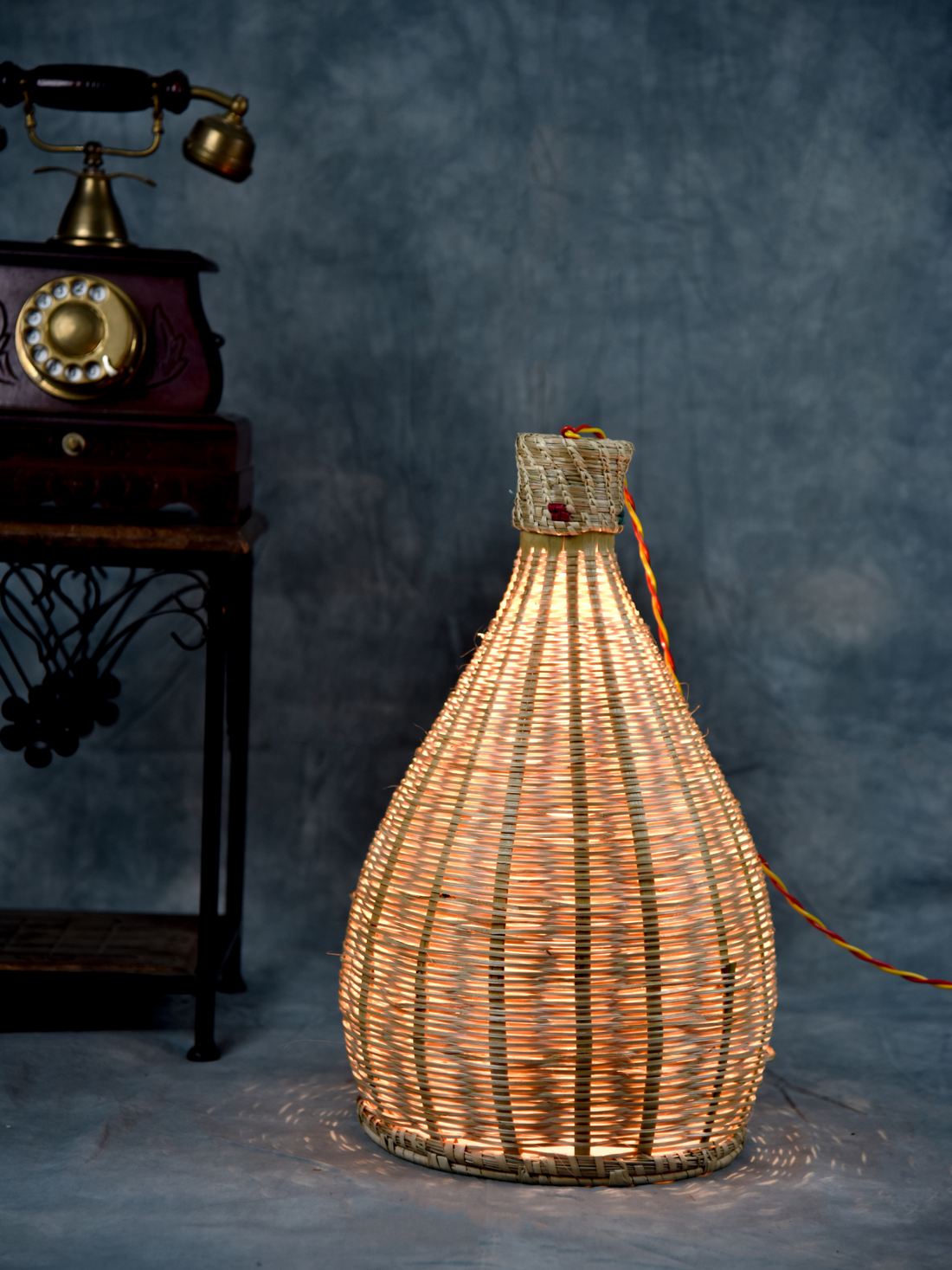 Beige Bamboo and Kanshi Grass Lamp