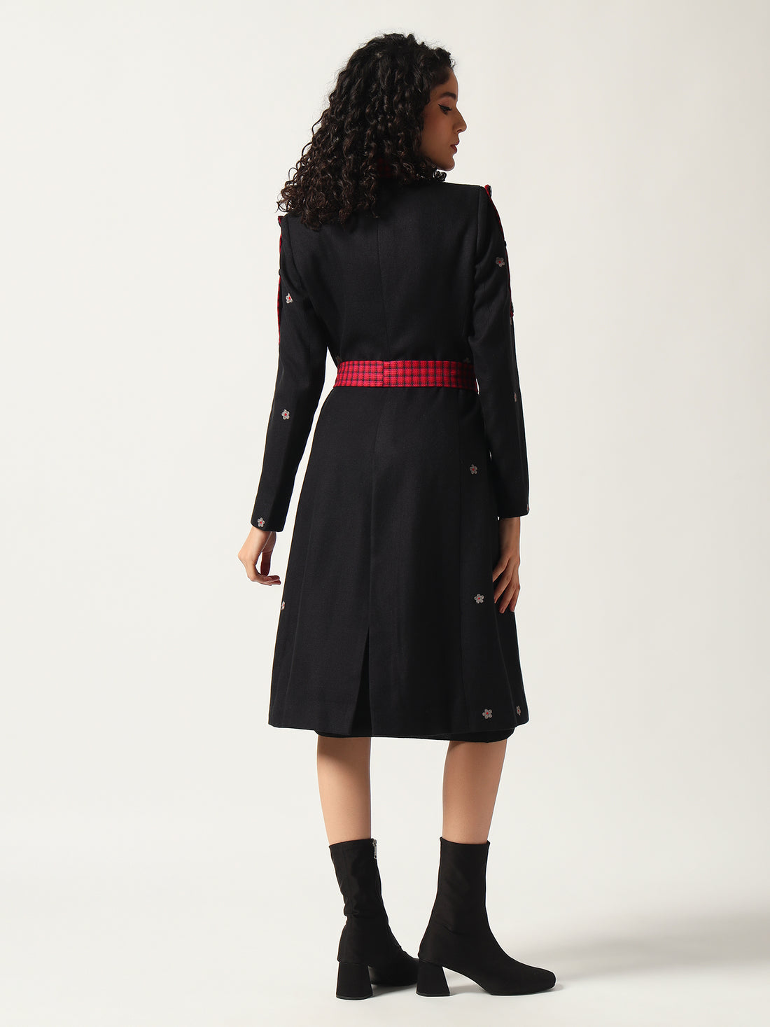 Shadow and Scarlet Coat