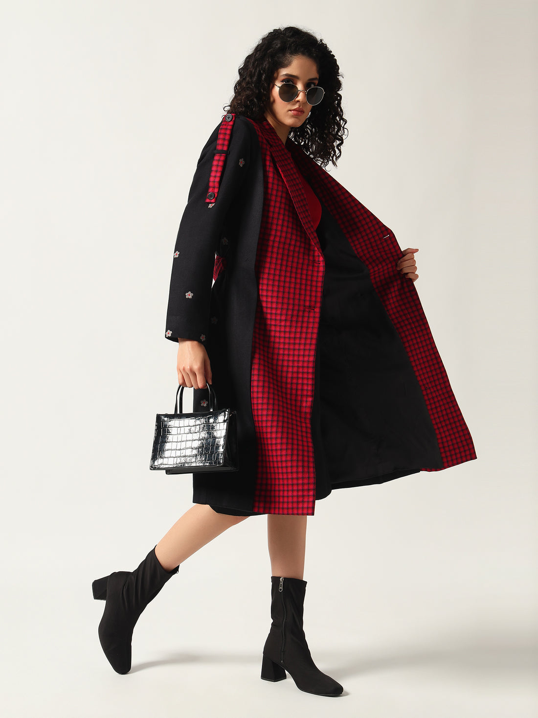 Shadow and Scarlet Coat