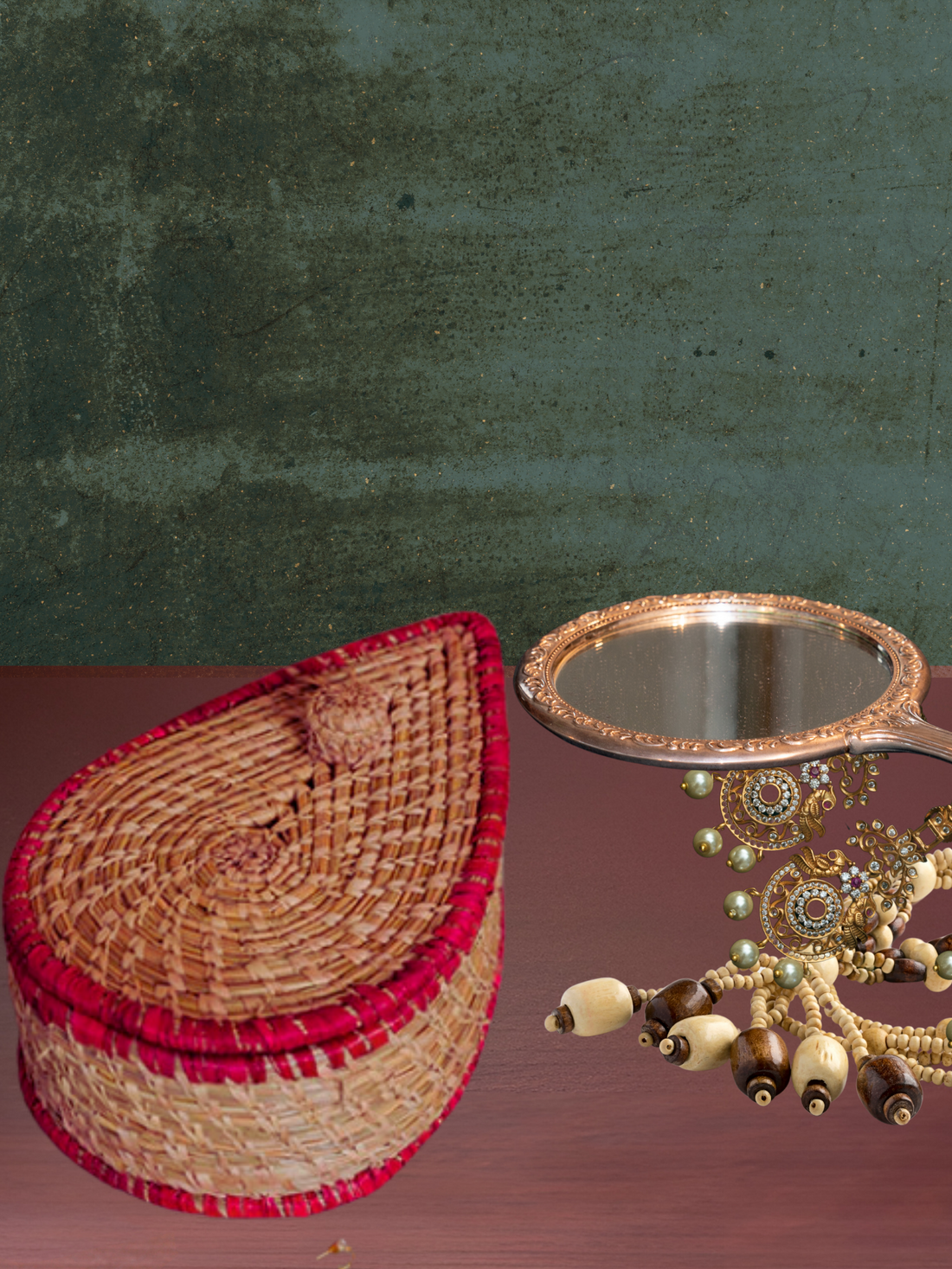 Kraftribe Handmade Kanshi & Palm Paan-Shaped Box