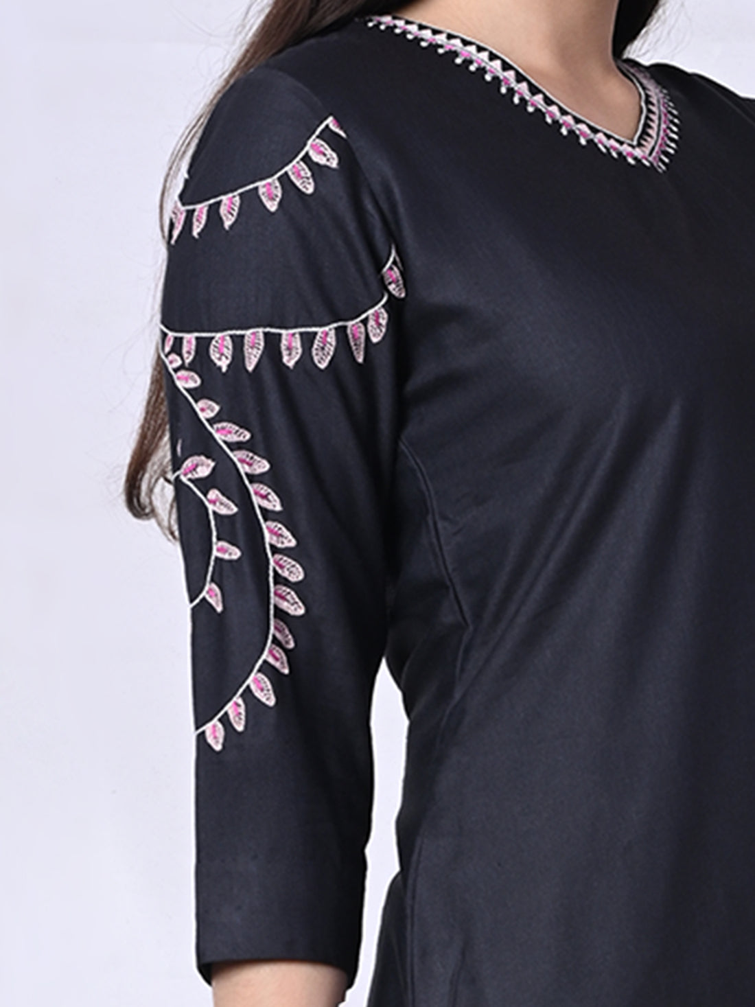 Black Santhali Bel