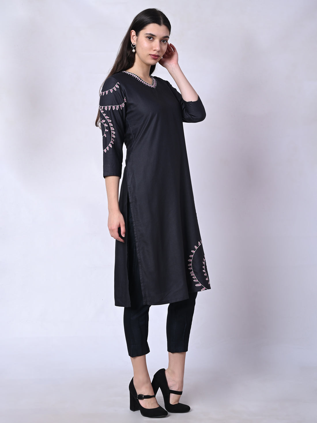 Black Santhali Bel