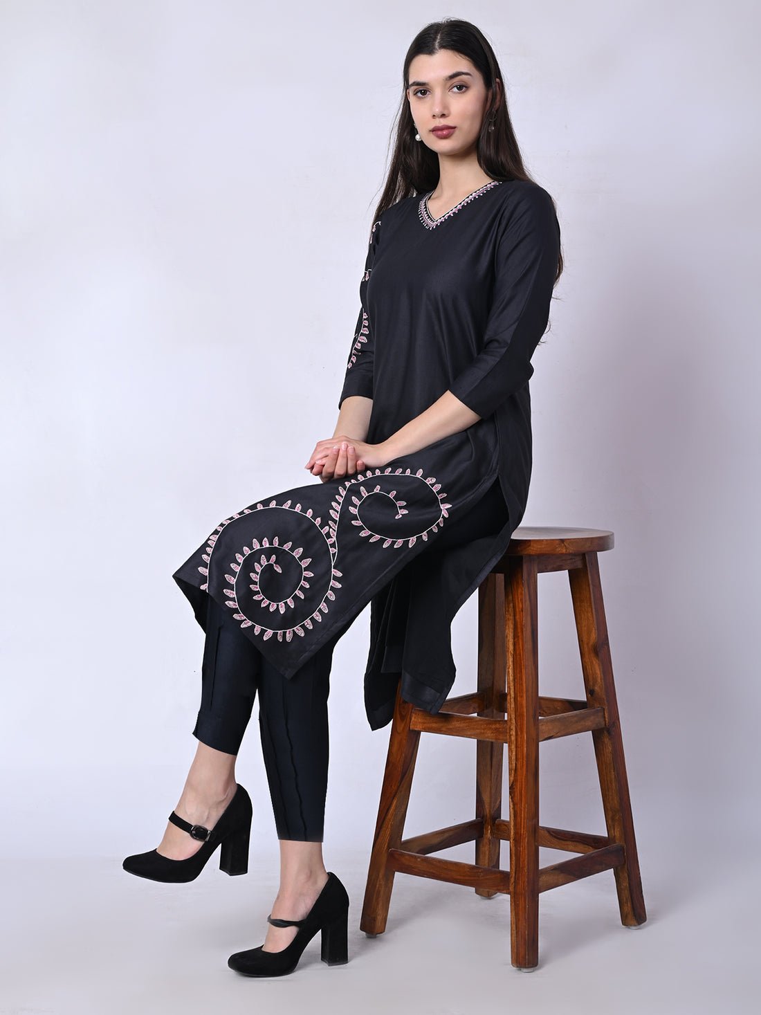Black Santhali Bel