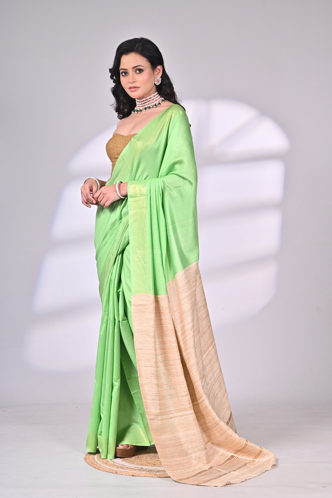 Green and Beige Handloom Tussar Staple Saree with Contrasting Pallu