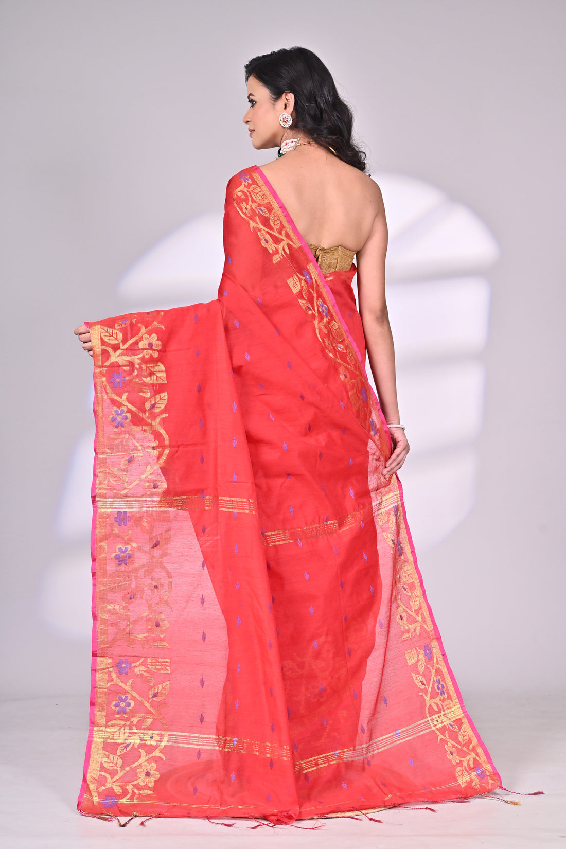 Red Cotton Silk Saree with Zari Border and Floral Motifs