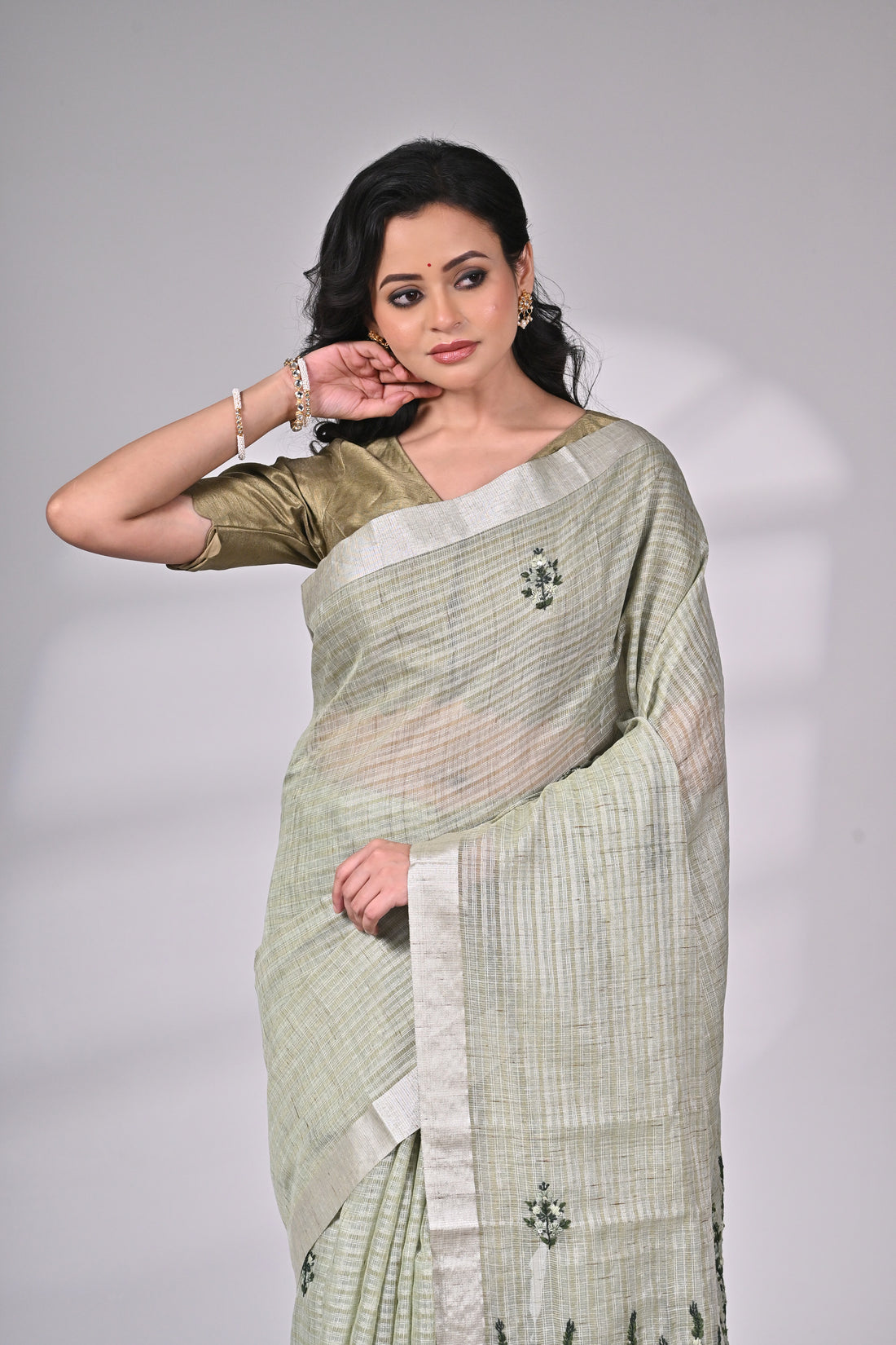 Premium Linen Tissue Saree with Intricate Embroidery