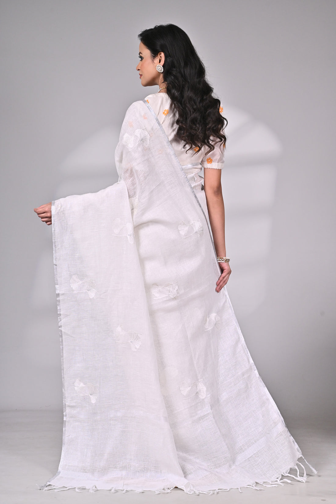 Linen Saree in Classic White with Subtle Thread Motifs