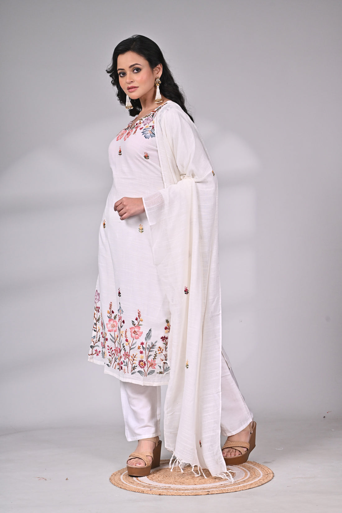 White Linen Cotton Hand Embroidered Suit Set with Floral Motifs
