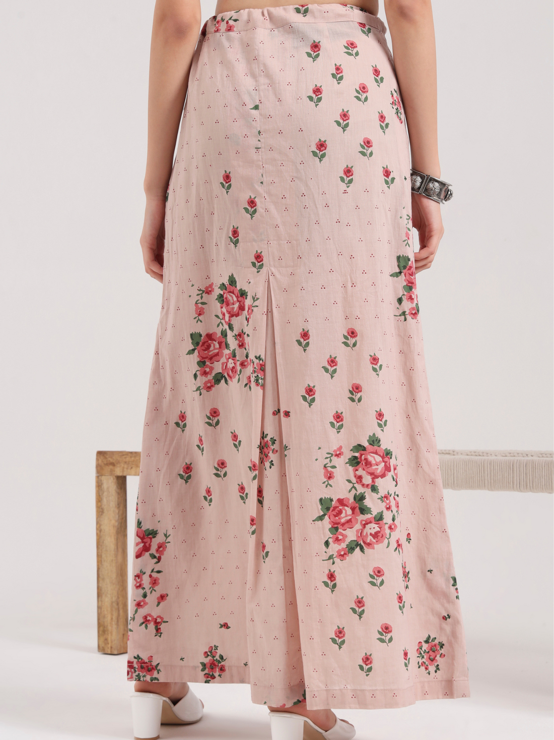 Saantha Signature|Gulabon Ki Parchai Organza Saree