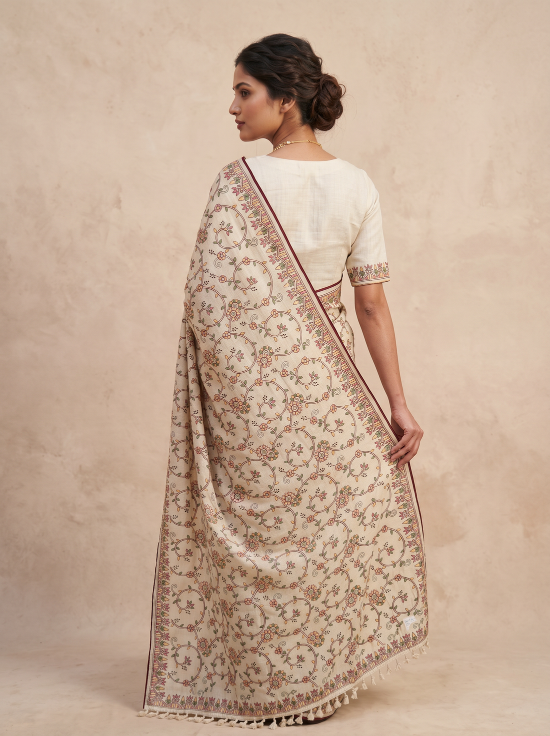 Saantha Signature|Cream Semi Silk Embroidery Saree