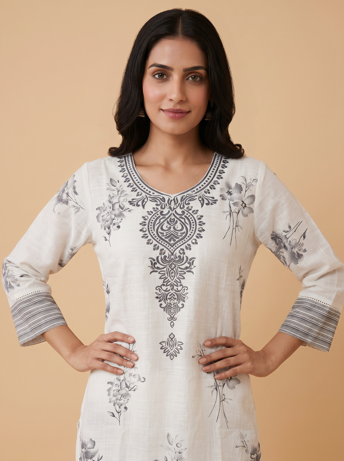 Saantha Signature|White Black Linen Embroidery Kurta Set