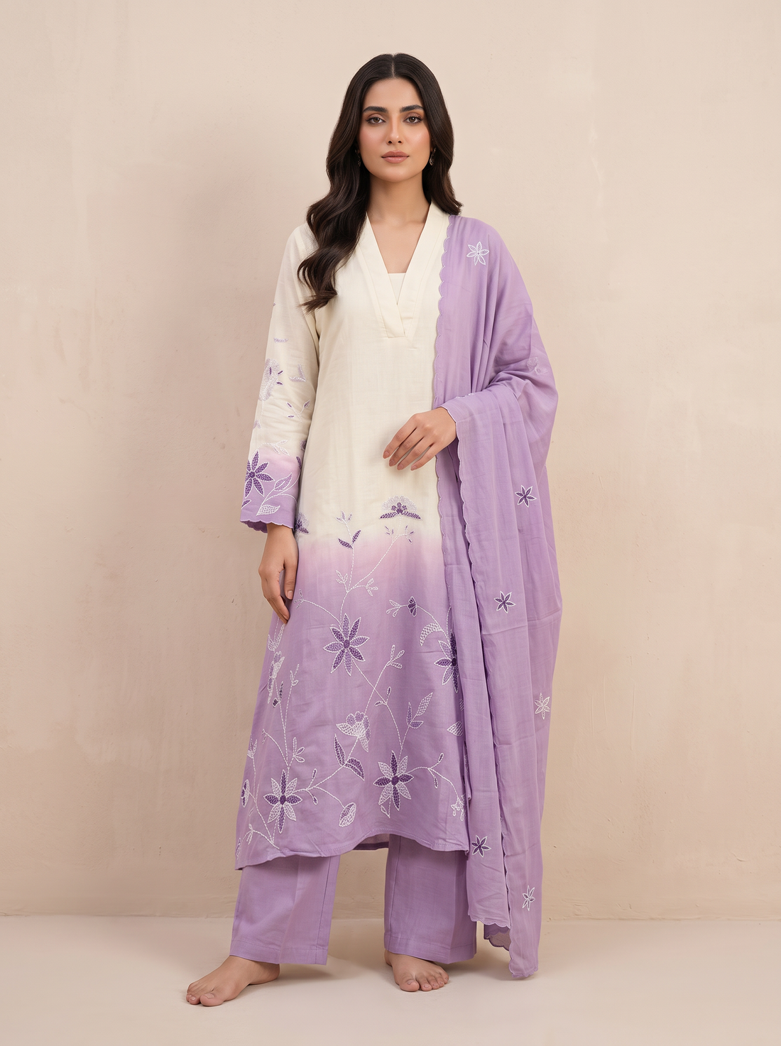 Saantha Signature|Light Purple Silk Embroidery Kurta Set