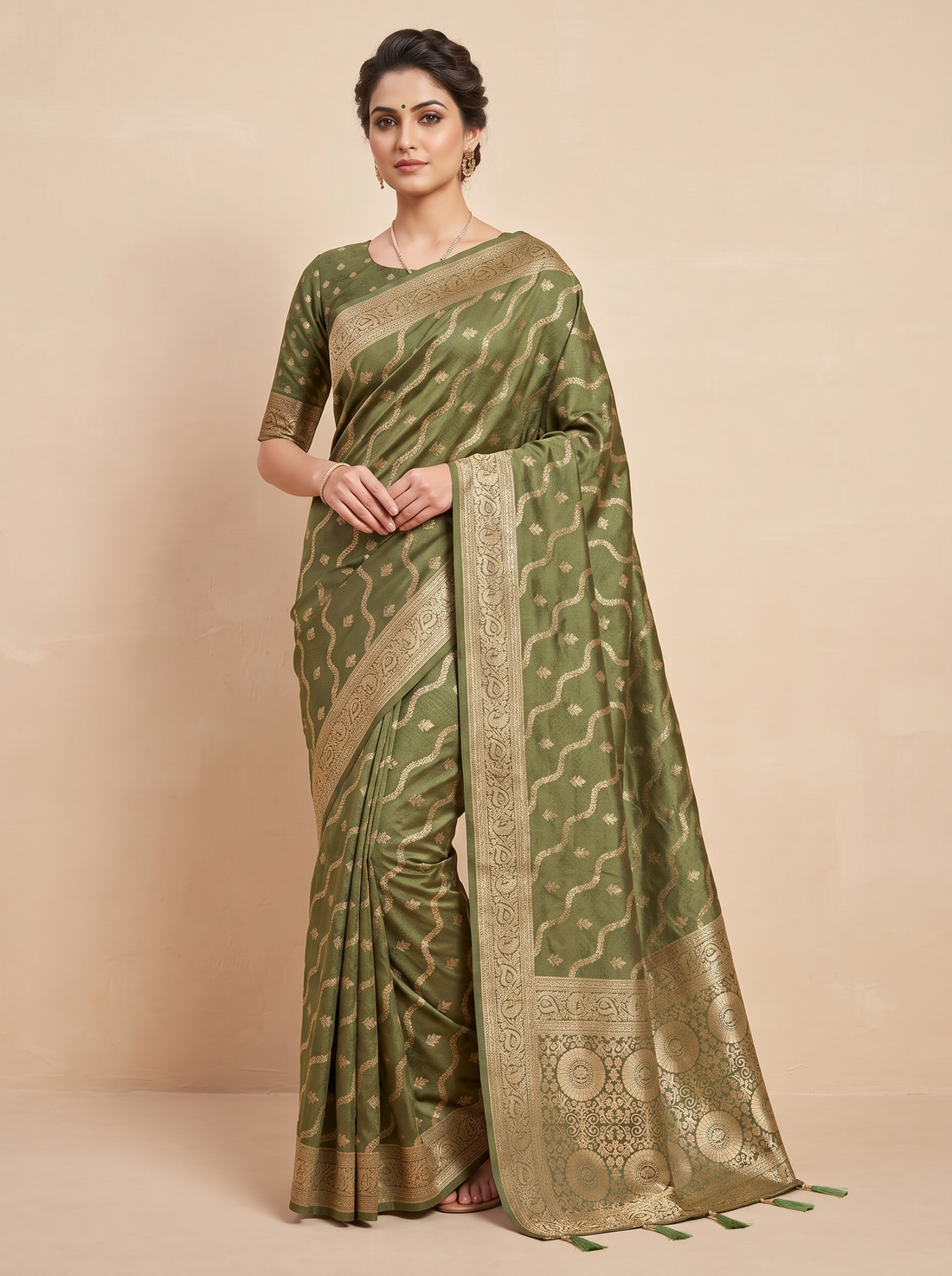 Saantha Signature|Green Art Silk Zari Work Saree