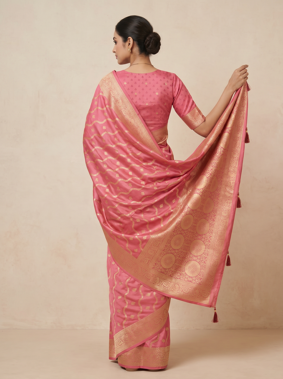 Saantha Signature|Pink Art Silk Zari Work Saree