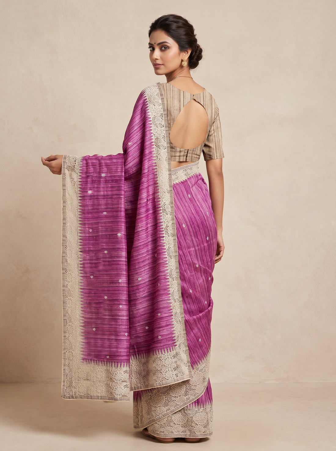 Saantha Signature|Pink Linen Silk Embroidery Saree