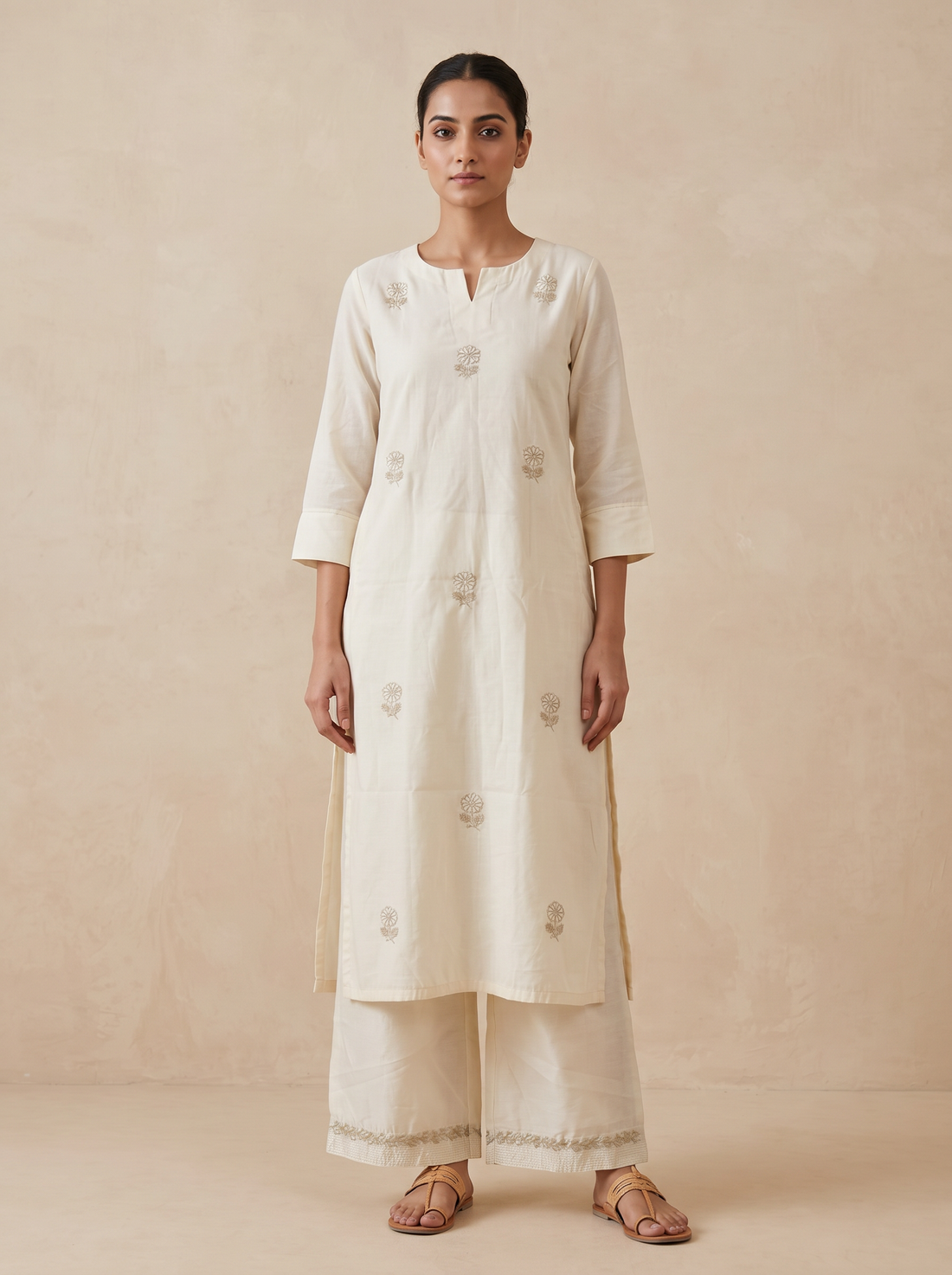 Saantha Signature|Cream Chanderi Embroidery Kurta Set