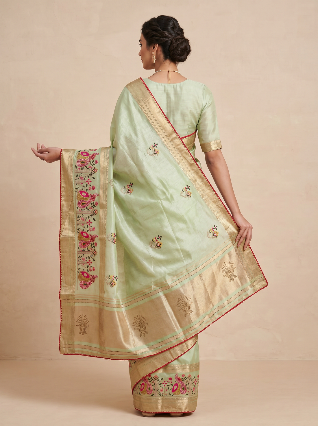 Saantha Signature|Light Green Cotton Silk Embroidery Saree