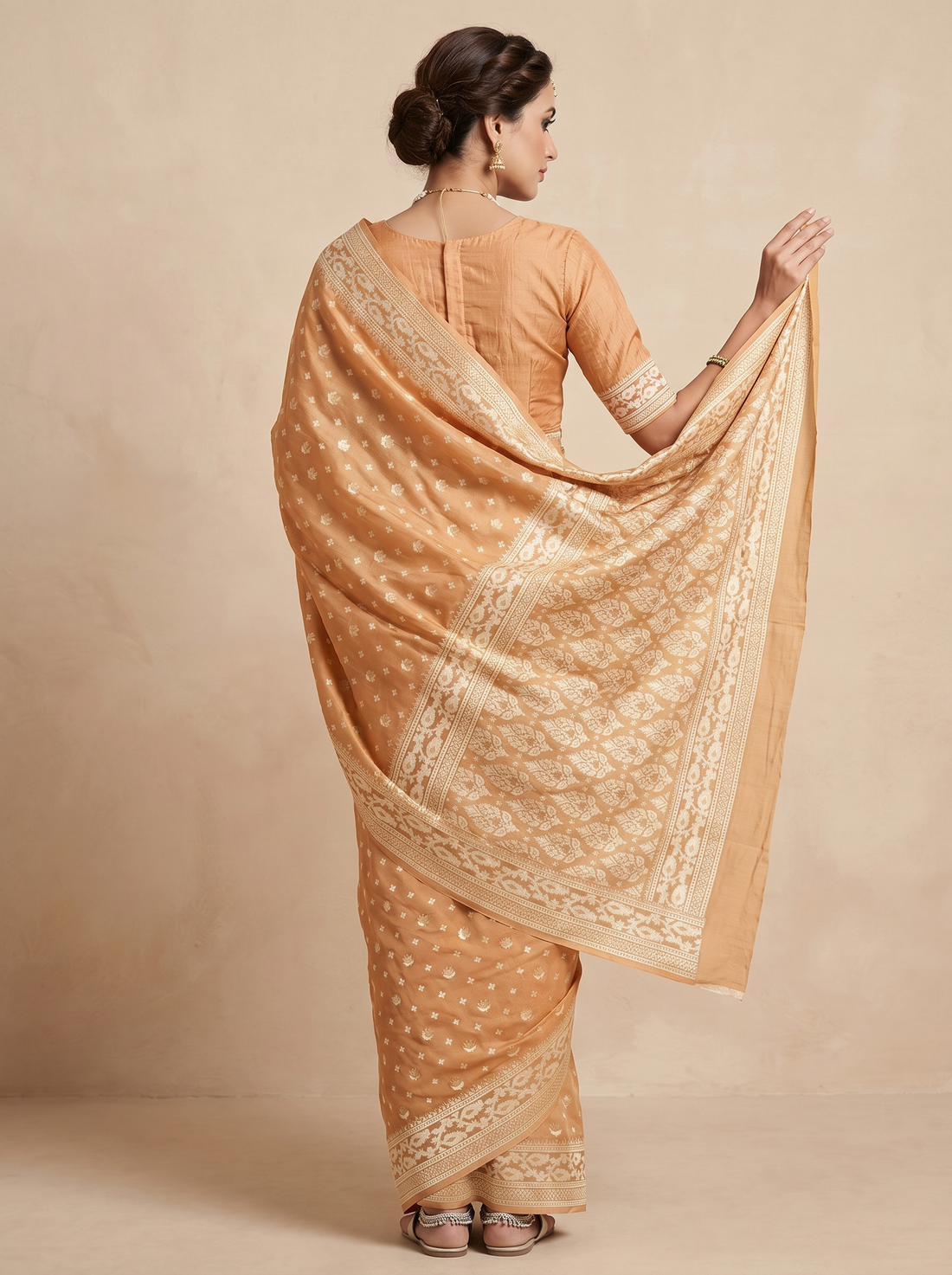 Saantha Signature|Orange Blended Silk Zari Work Saree