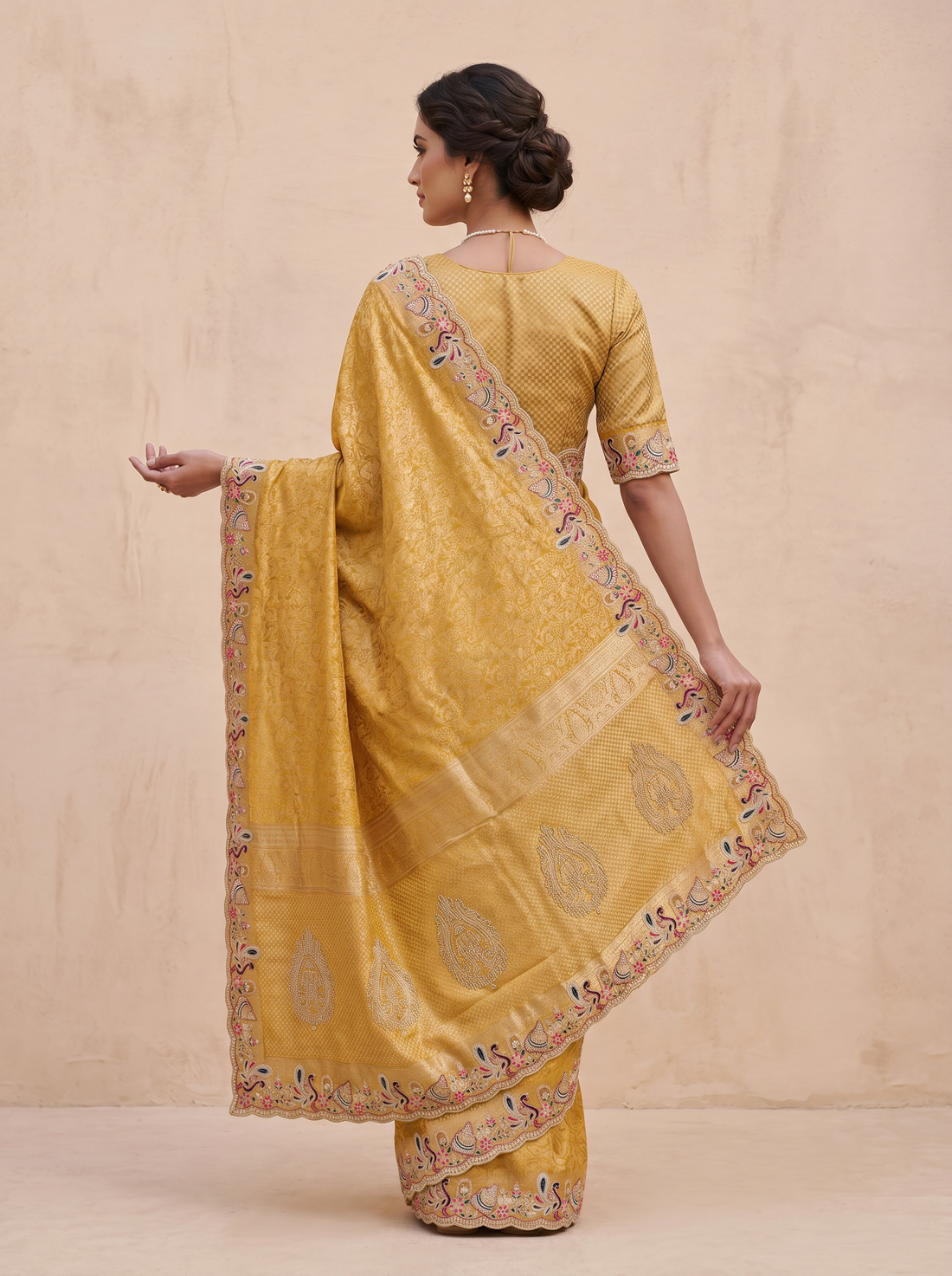Saantha Signature|Yellow Silk Print Saree