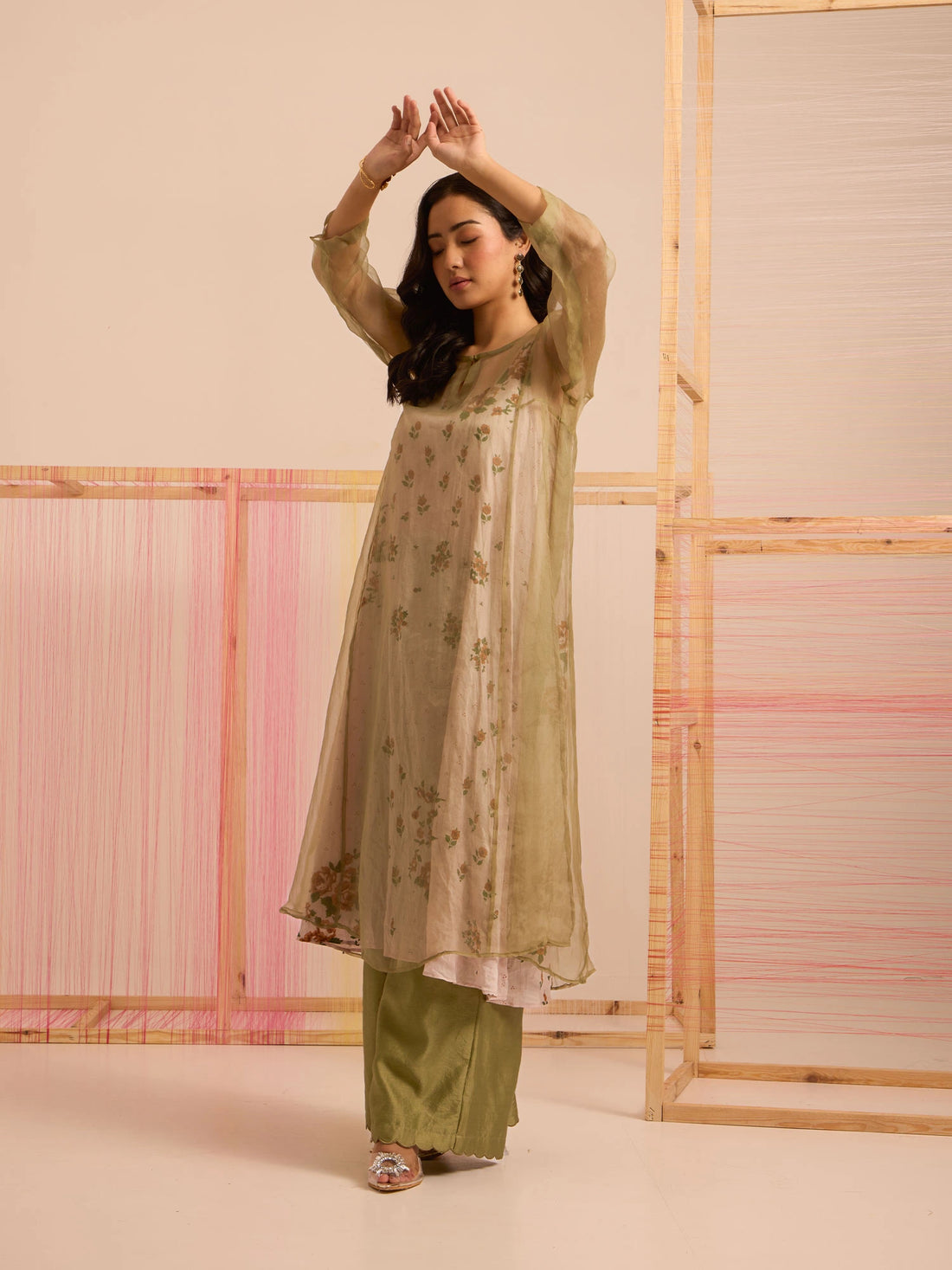 Gulrez Organza Kurta Set