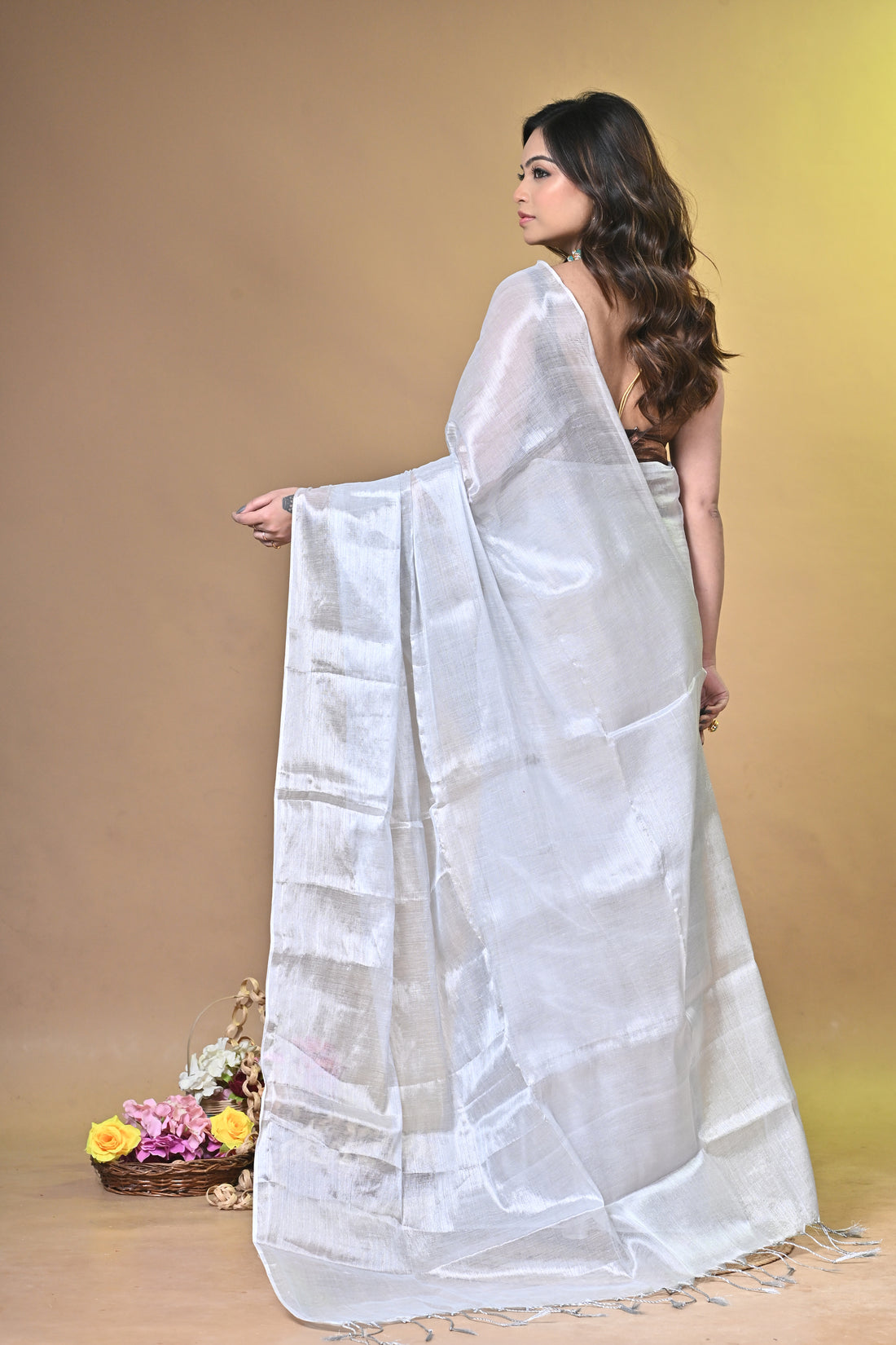 Grey Tissue Ragha Saree with Elegant Textured Finish