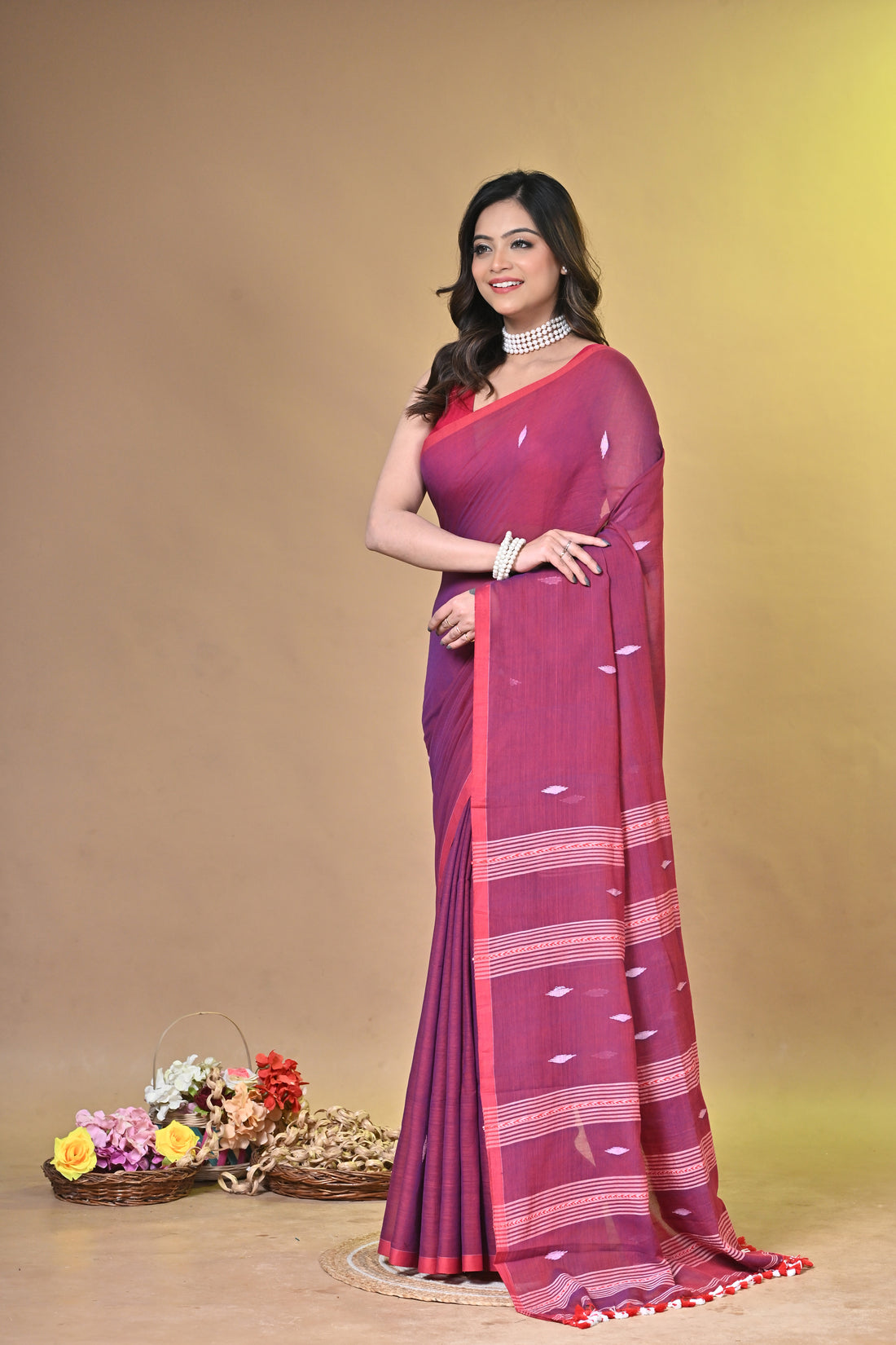 Magenta Pure Cotton Handloom Saree with Traditional Buti Motifs