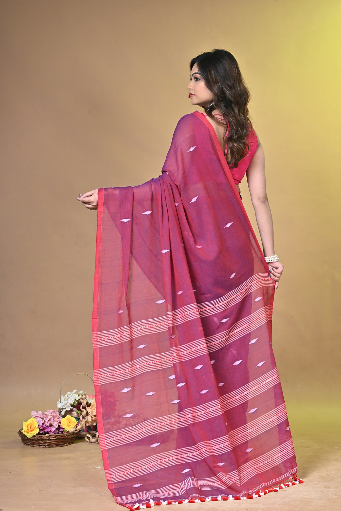 Magenta Pure Cotton Handloom Saree with Traditional Buti Motifs