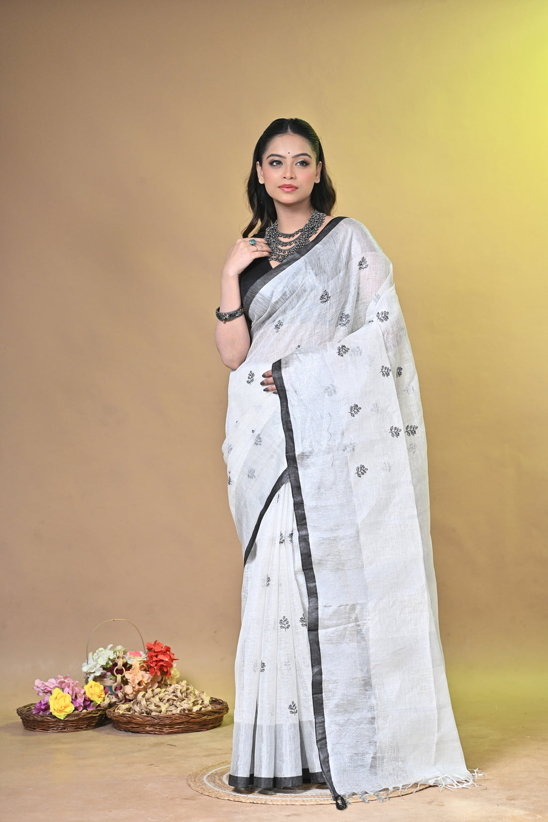 Floral Embroidered Pure Linen Saree