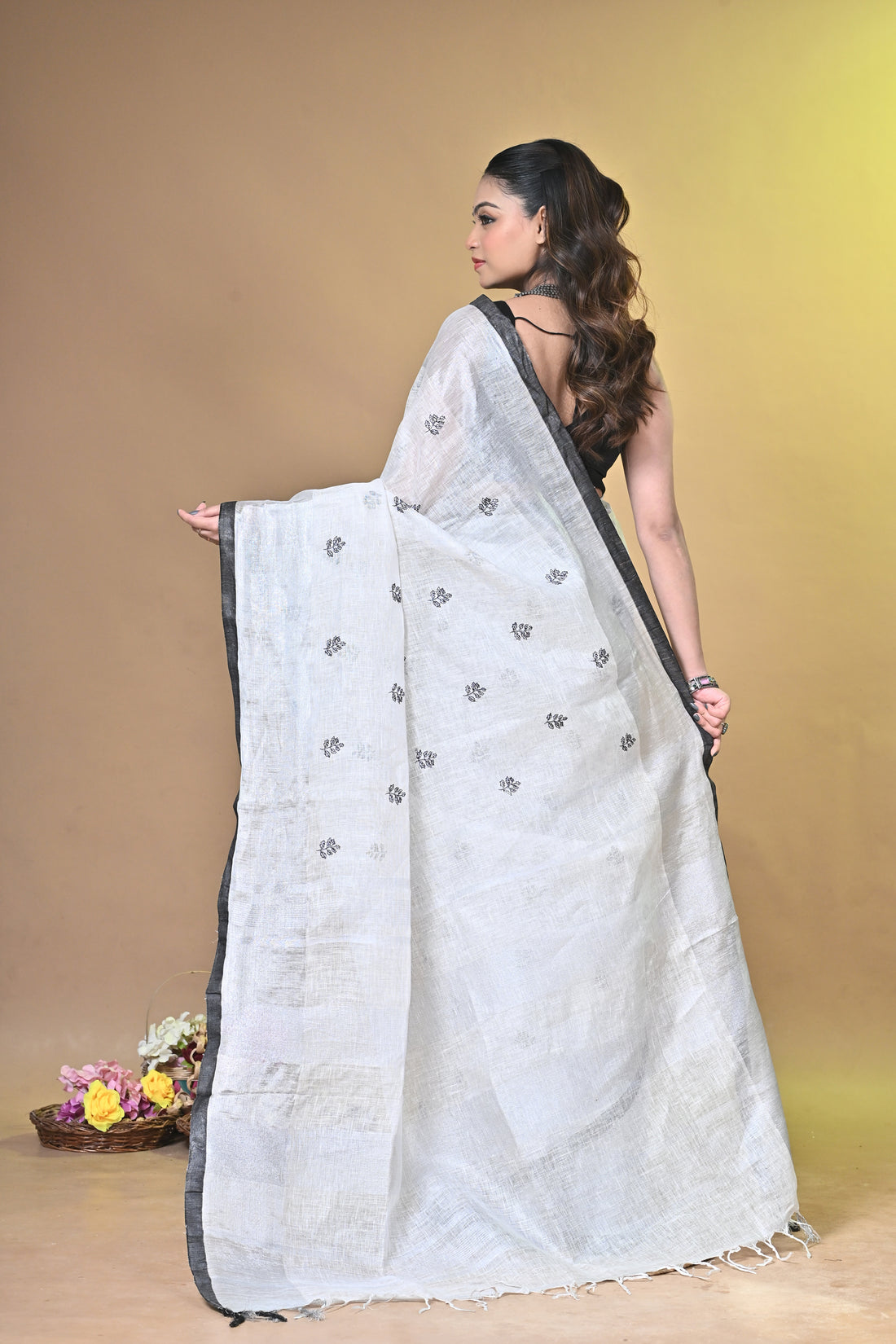 Floral Embroidered Pure Linen Saree