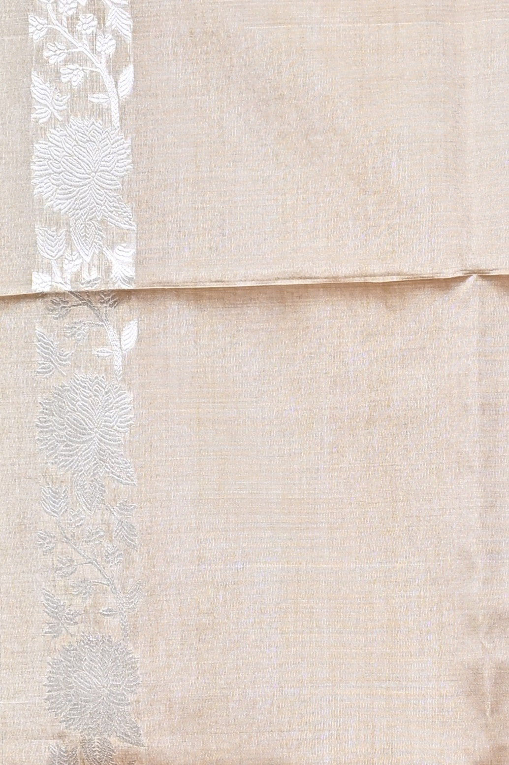 Cream Semi Tassar Saree with Elegant Floral Woven Design