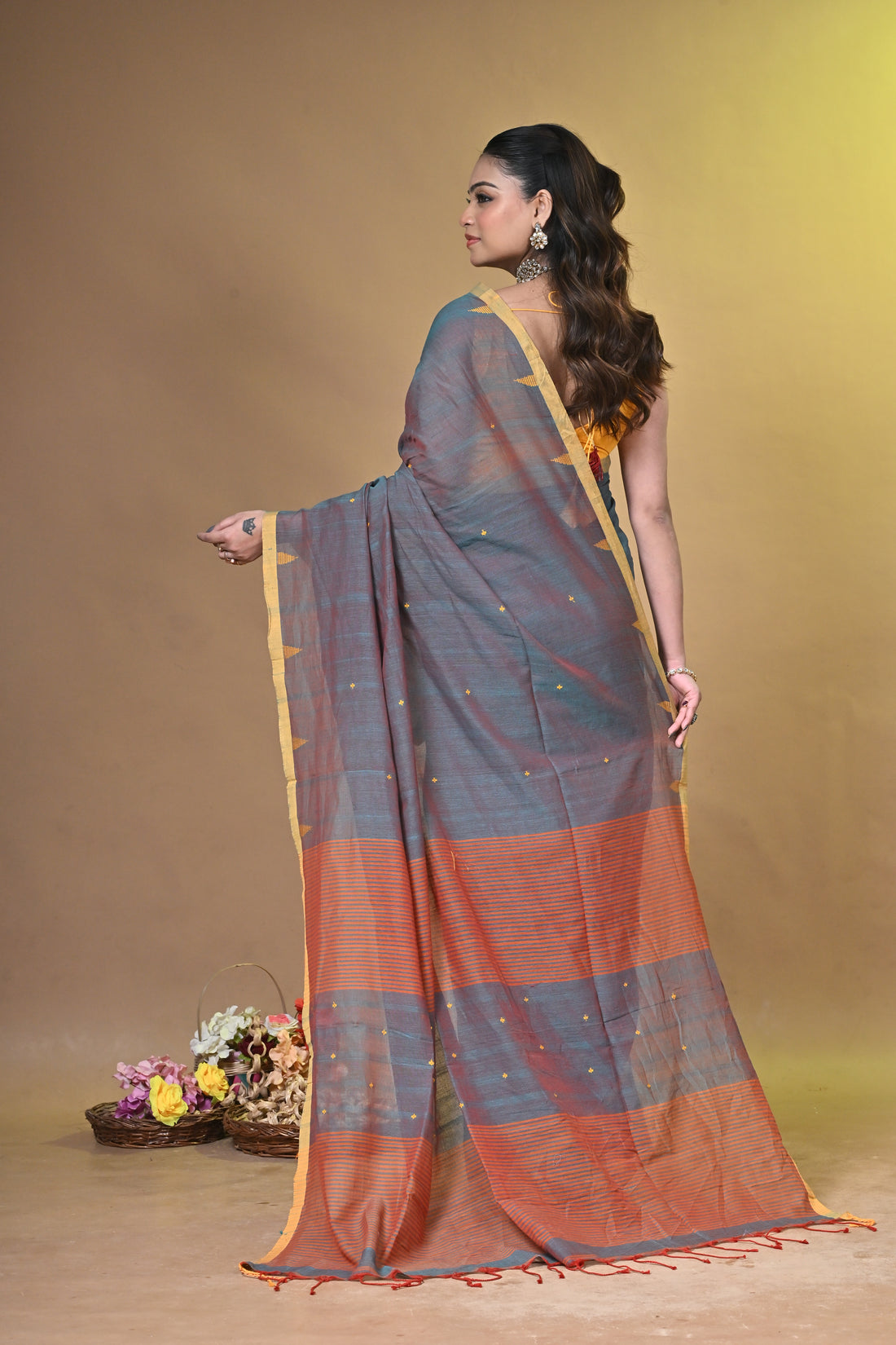 Grey Pure Cotton Handloom Saree with Buti Motifs and Striped Design