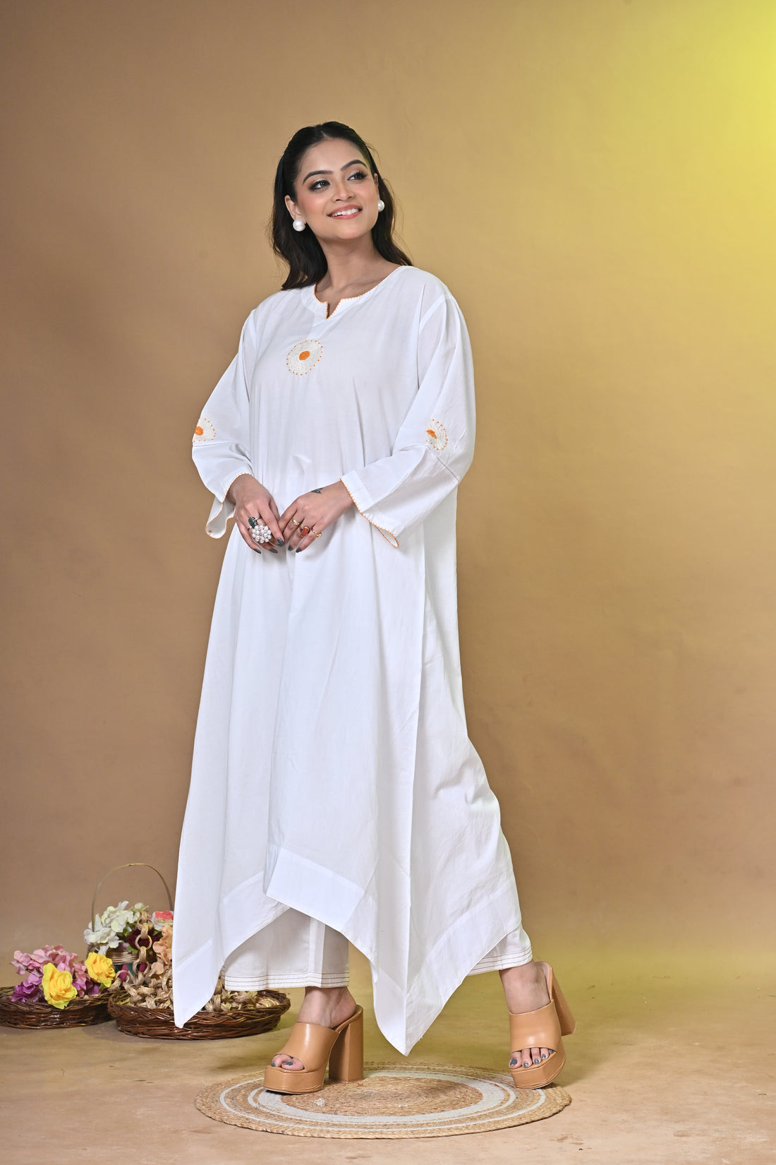 Surajmukhi Cotton Kurta Set with Santhali Hand Embroidery – White