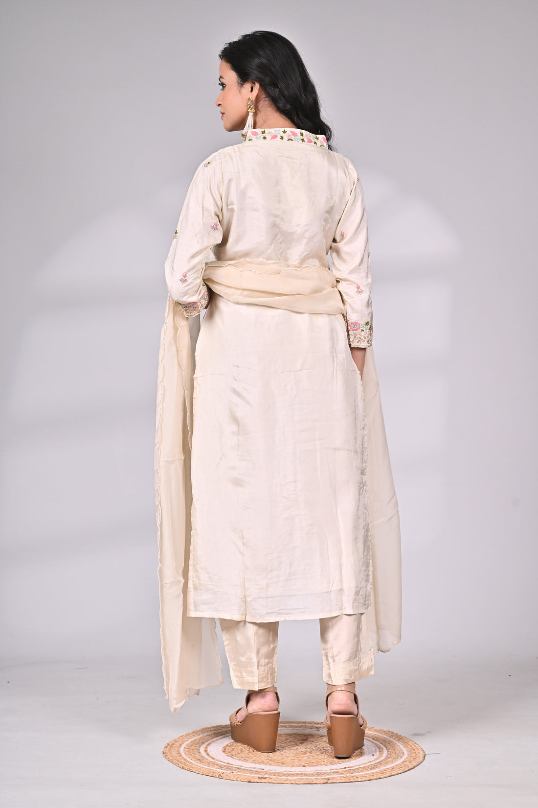 Ivory Silk Blend Suit Set with Zari and Thread Embroidery